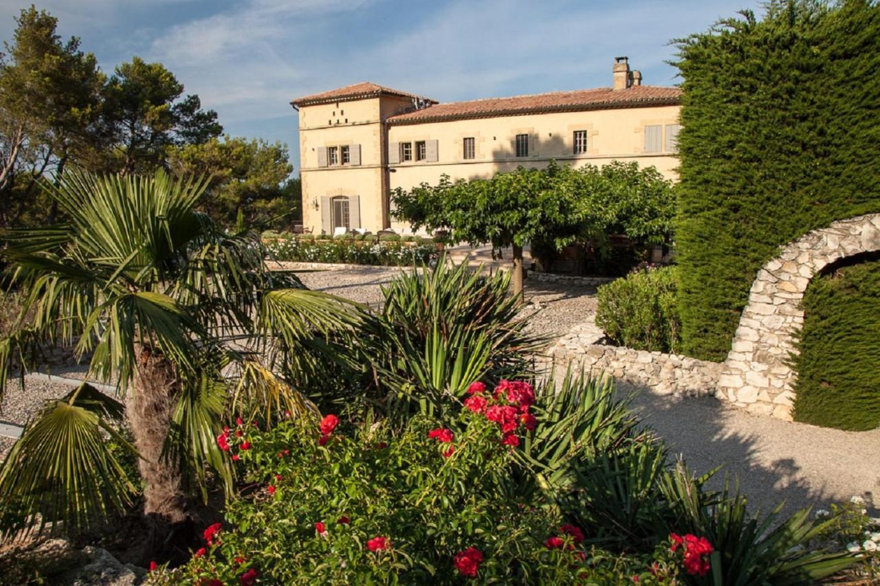 Domaine De La Tourelle Orgon ภายนอก รูปภาพ