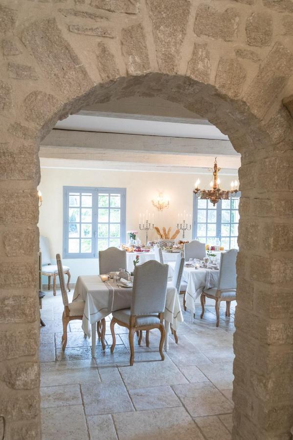 Domaine De La Tourelle Orgon ภายนอก รูปภาพ
